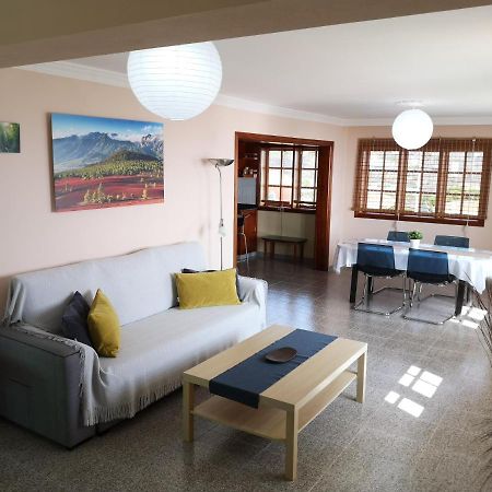 Sea And Mountain View Apartment Los Llanos De Aridane Luaran gambar