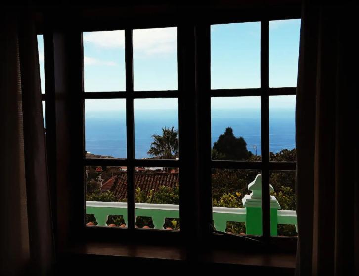 Sea And Mountain View Apartment Los Llanos De Aridane Luaran gambar