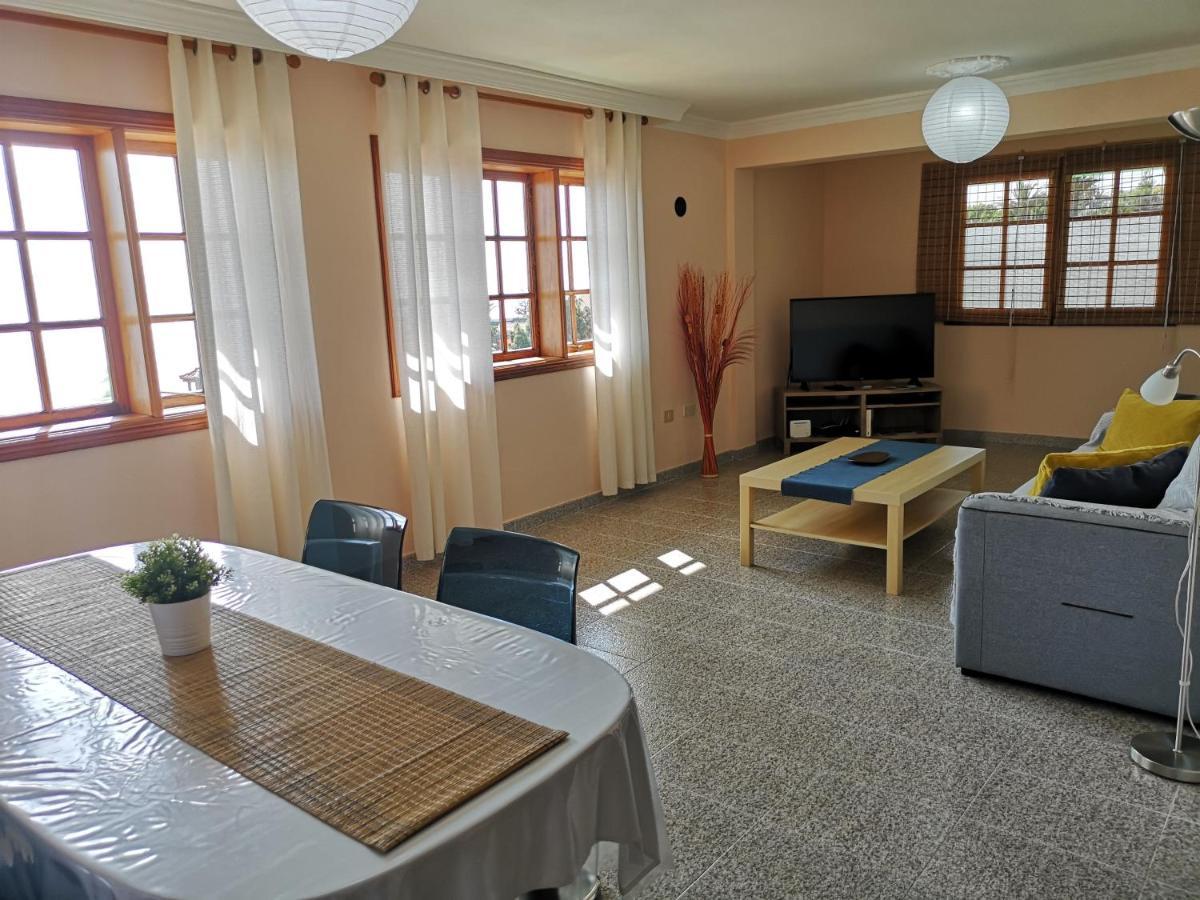Sea And Mountain View Apartment Los Llanos De Aridane Luaran gambar