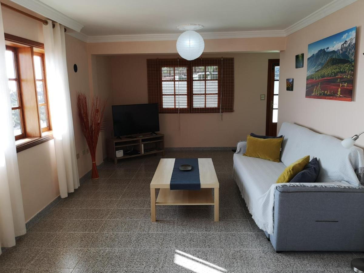 Sea And Mountain View Apartment Los Llanos De Aridane Luaran gambar