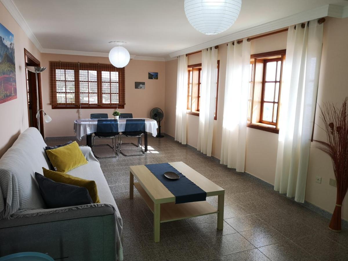 Sea And Mountain View Apartment Los Llanos De Aridane Luaran gambar